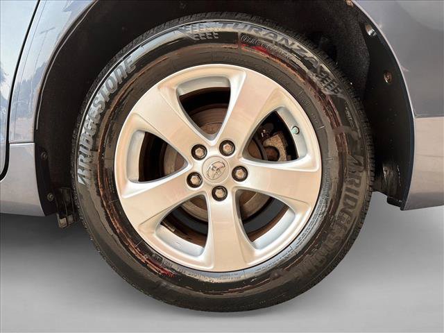 Used 2013 Toyota Sienna LE w/ Towing Pkg FWD image 9