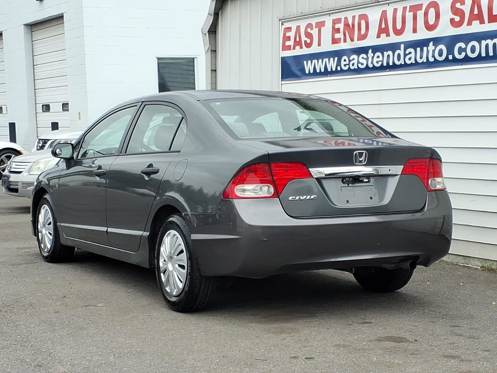 Used 2010 Honda Civic DX-VP image 3