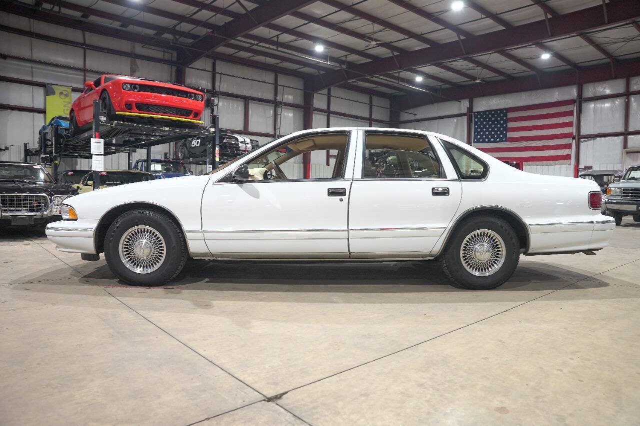 Used 1996 Chevrolet Impala SS RWD image 4