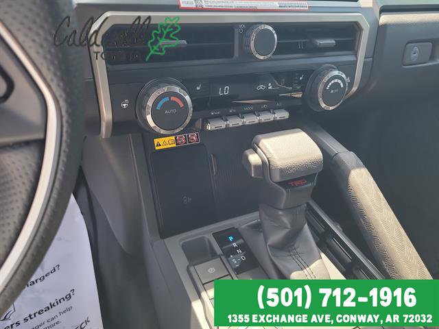 Certified 2025 Toyota Tacoma TRD Off-Road AWD/4WD image 20