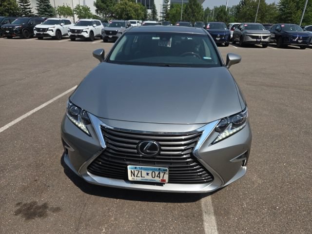 Used 2016 Lexus ES 350 w/ Luxury Package w/Wood Trim FWD video 1