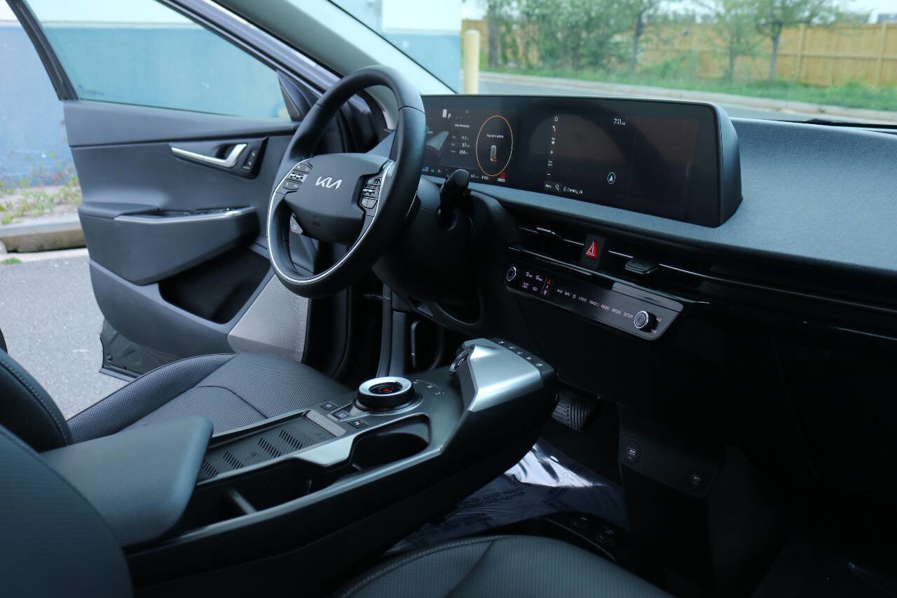 Used 2023 Kia EV6 Wind w/ Wind Technology Package image 31