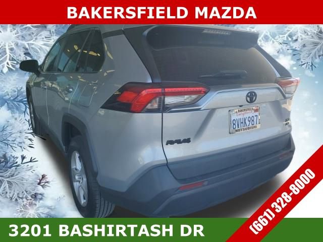 Used 2021 Toyota RAV4 XLE image 7