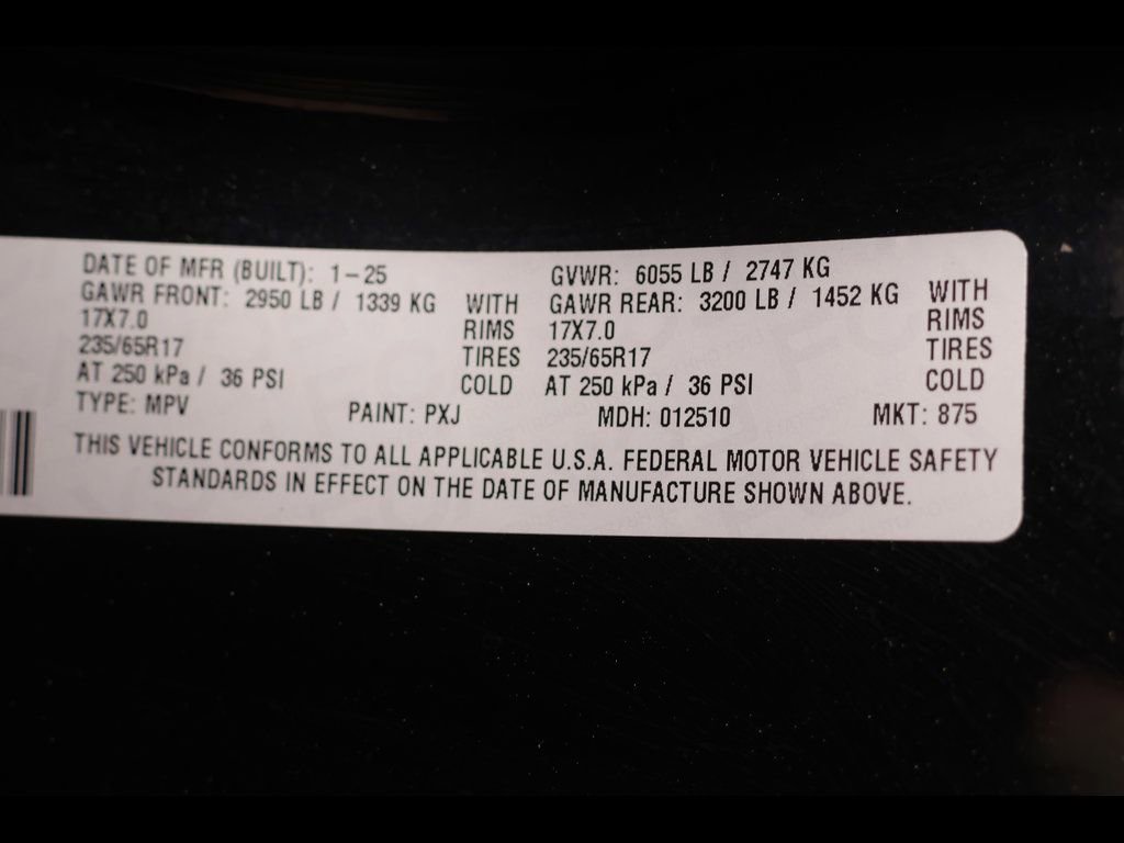 Used 2025 Chrysler Pacifica Select FWD image 30