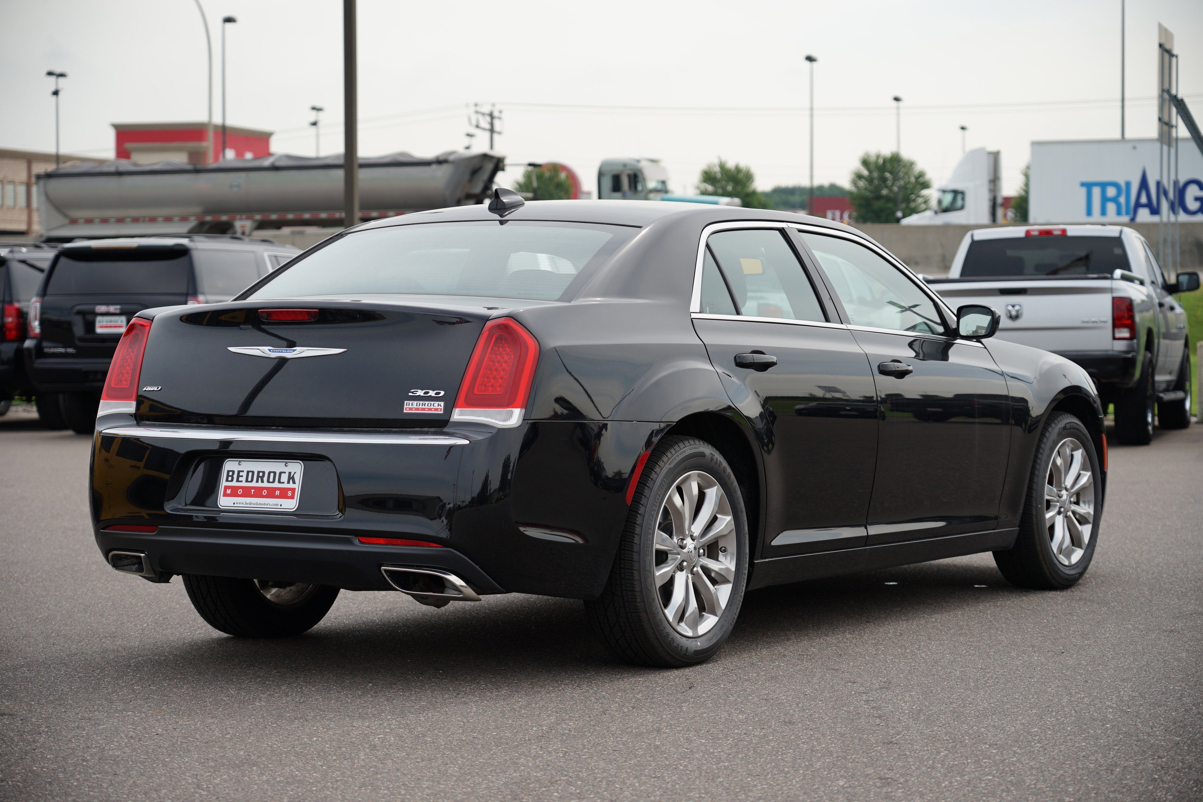 Used 2022 Chrysler 300 Touring image 3