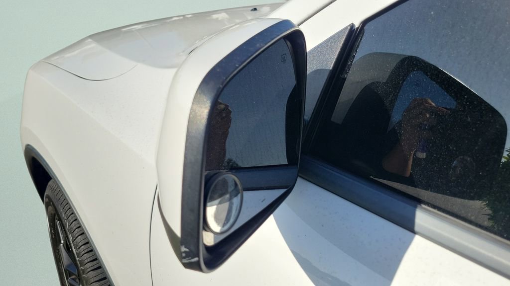 Used 2022 Dodge Durango SXT image 9