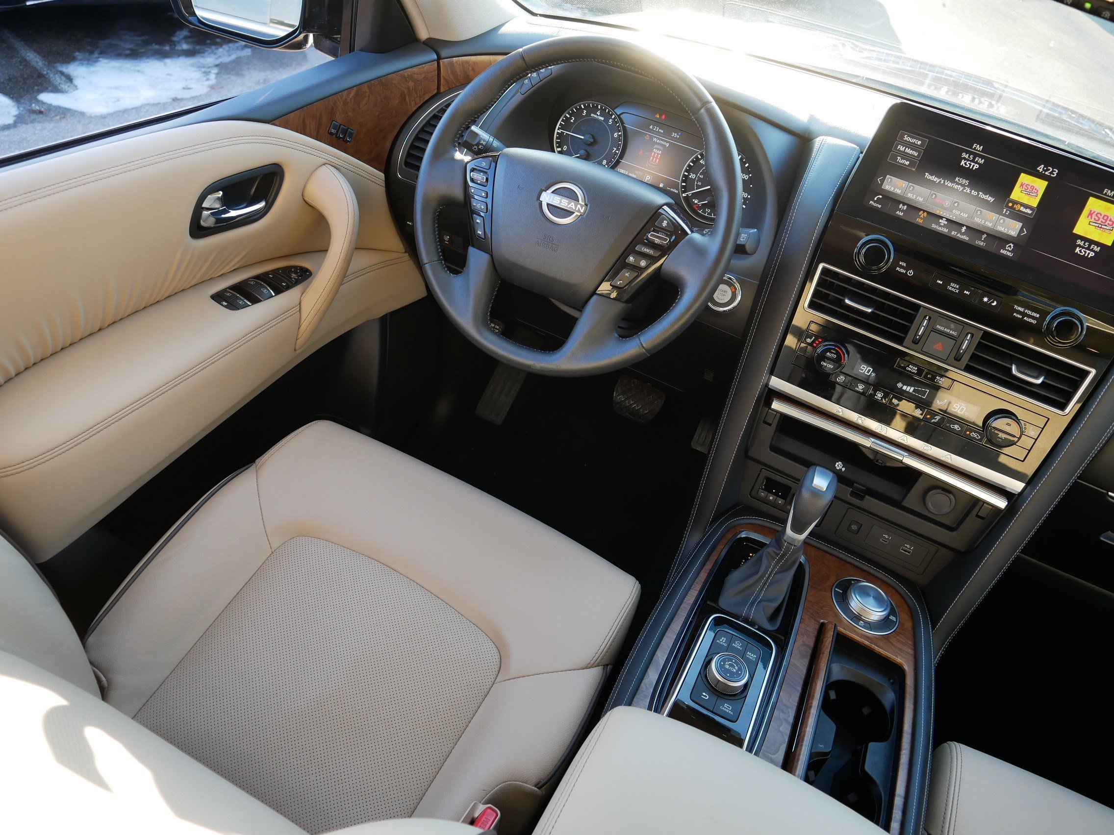 Certified 2024 Nissan Armada SL w/ Cargo Package image 9