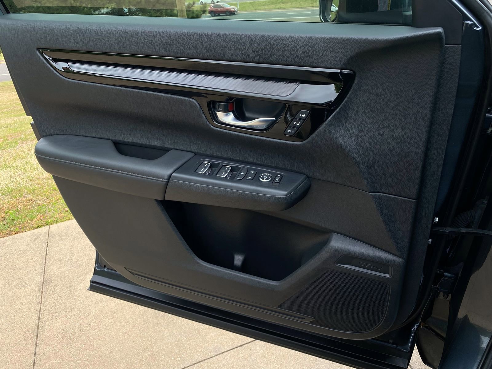 Used 2025 Honda CR-V EX-L image 26