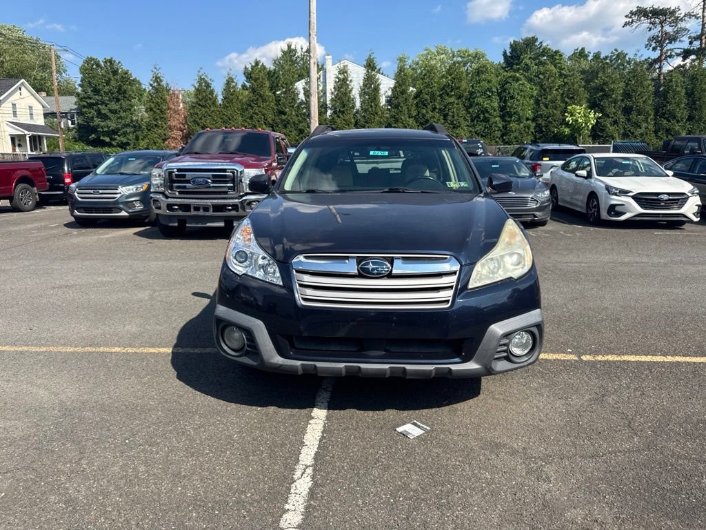 Used 2013 Subaru Outback 2.5i Premium w/ All-Weather Pkg AWD/4WD image 2