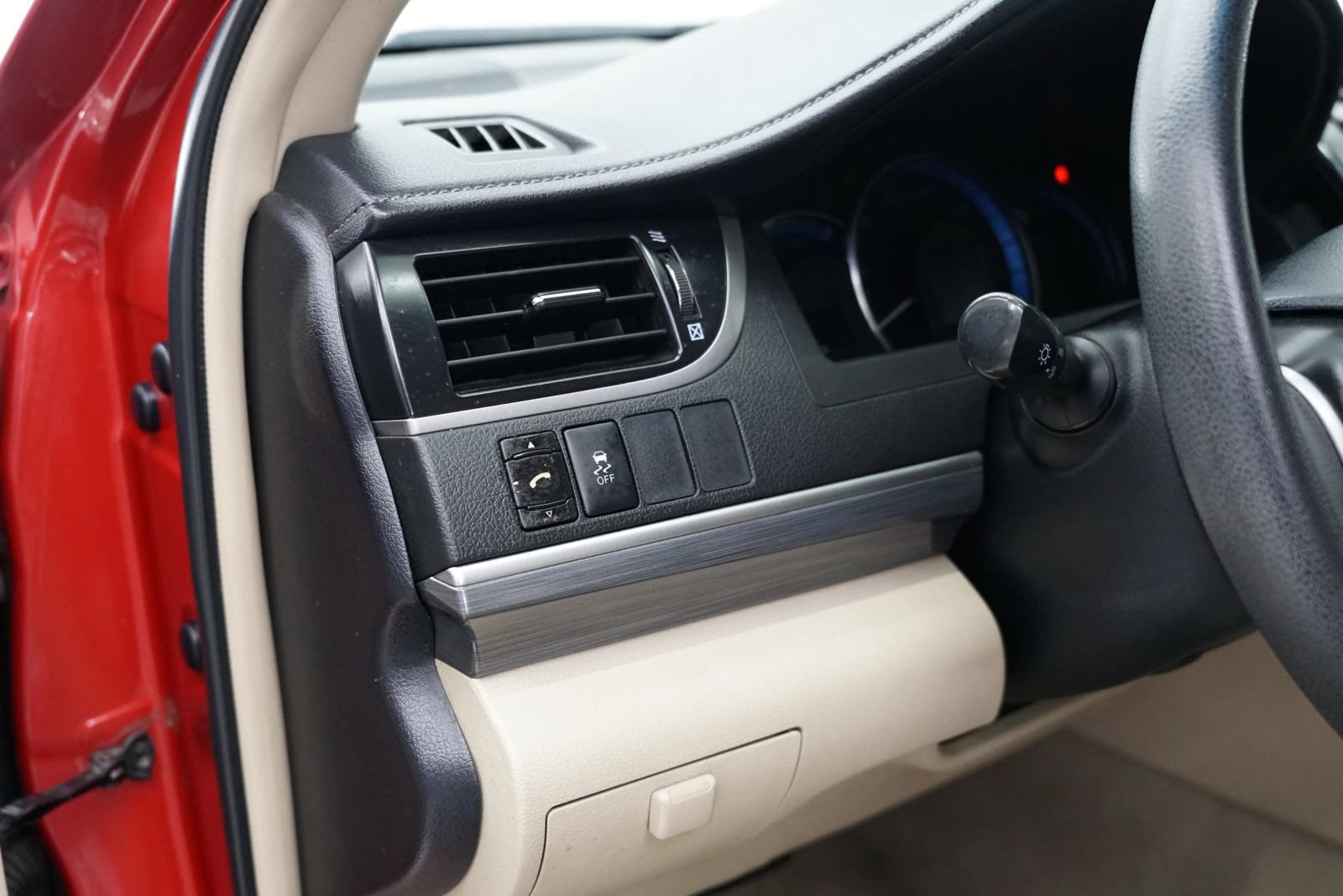 Used 2012 Toyota Camry LE w/ Preferred Accessory Pkg FWD image 20