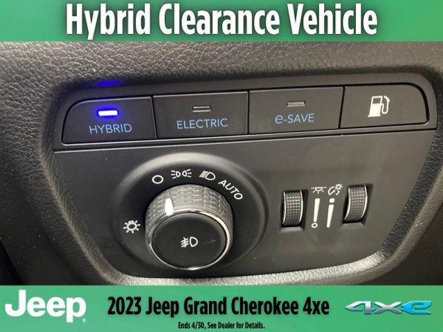 New 2023 Jeep Grand Cherokee Overland image 16