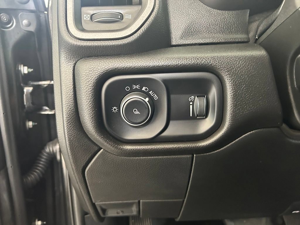 Used 2024 RAM 3500 Tradesman AWD/4WD image 41