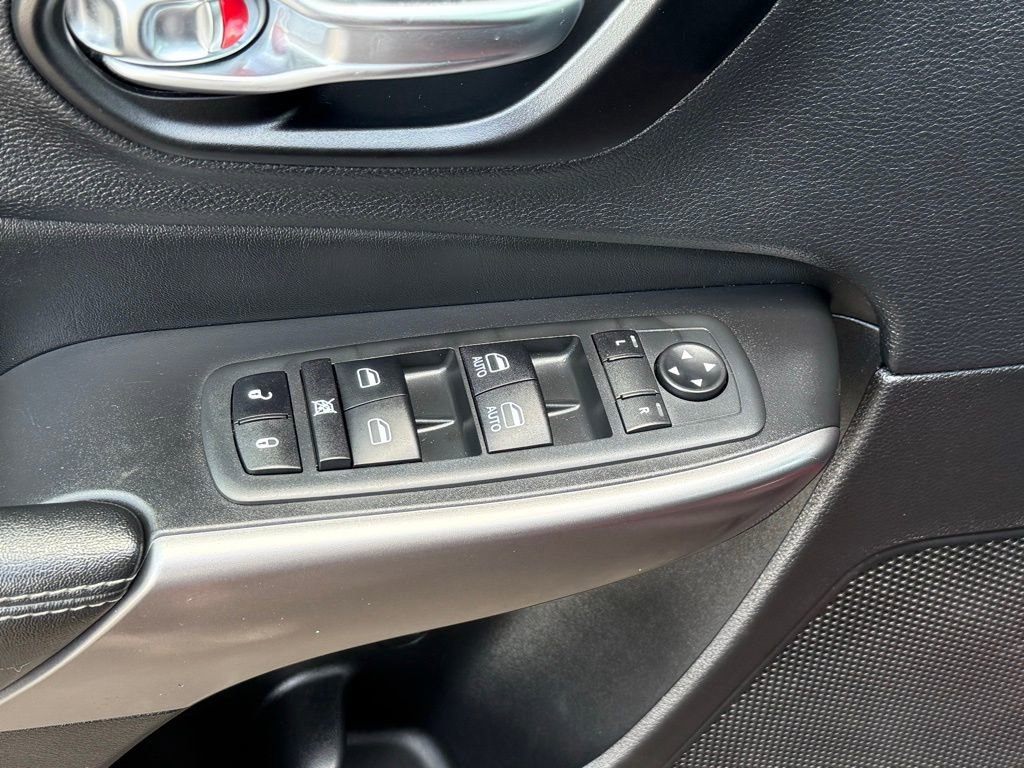 Used 2021 Jeep Cherokee Latitude Lux w/ Trailer Tow Group image 16