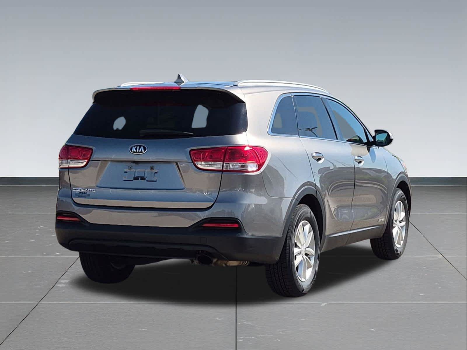 Used 2016 Kia Sorento LX AWD/4WD image 6