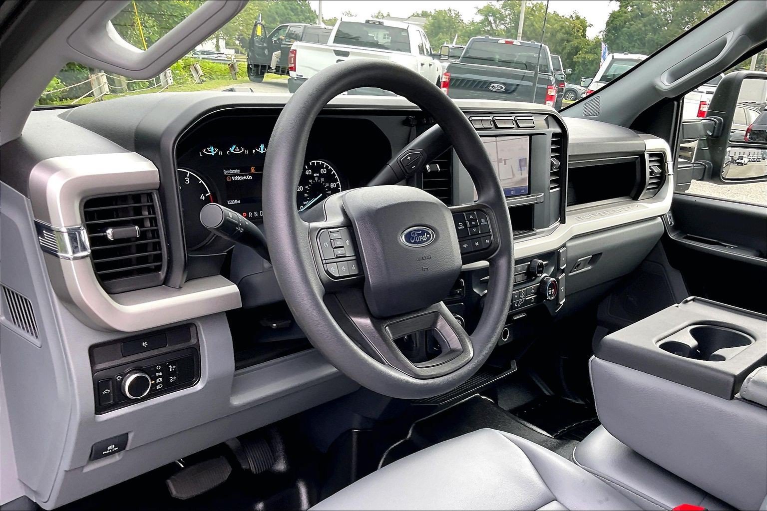 Used 2024 Ford F350 XL w/ 360-Degree Camera Package RWD image 12