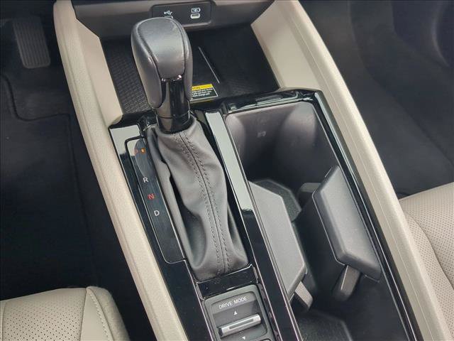 Used 2025 Honda Accord EX-L image 12