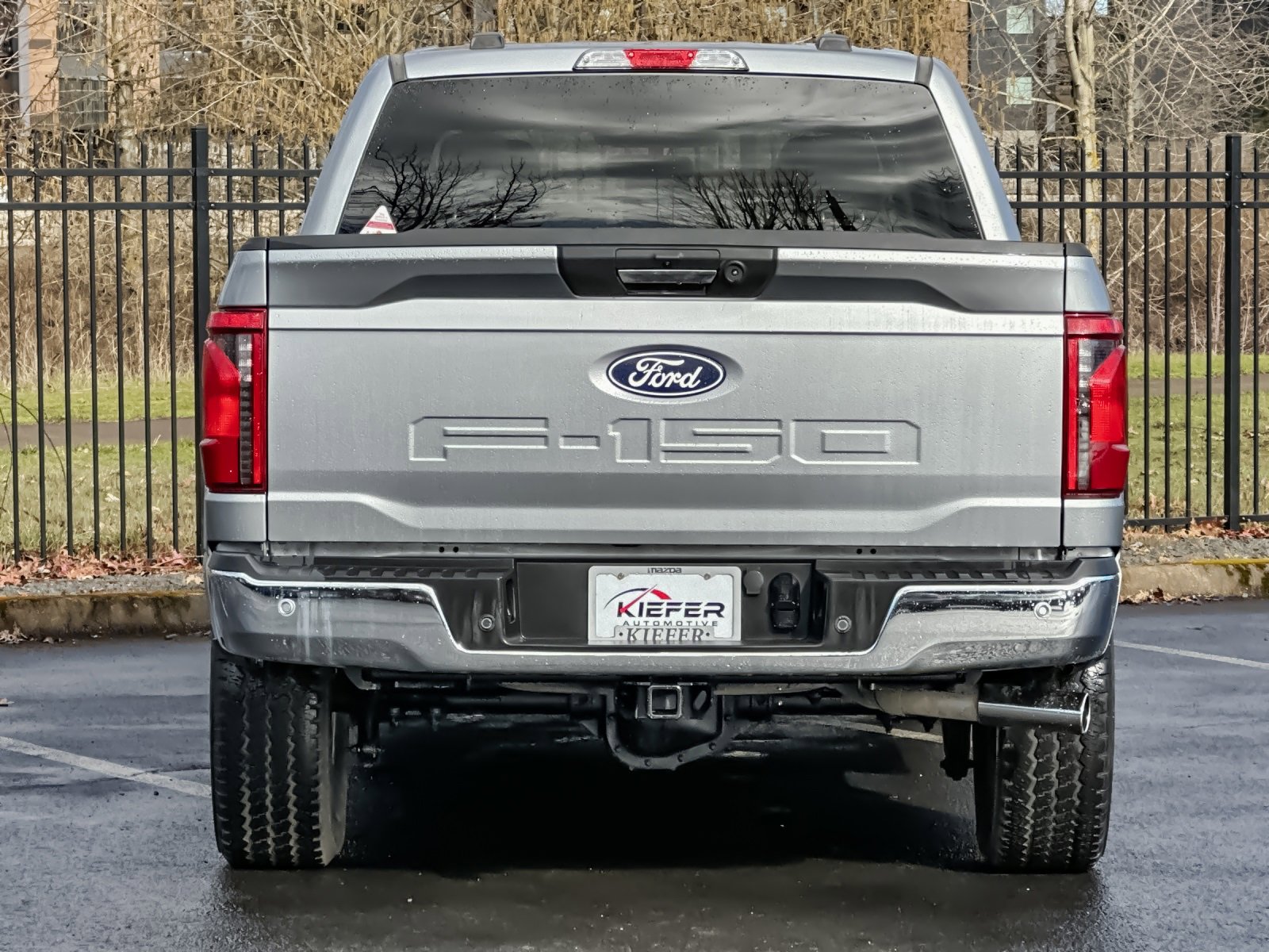 Used 2024 Ford F150 XLT w/ Tow/Haul Package image 4