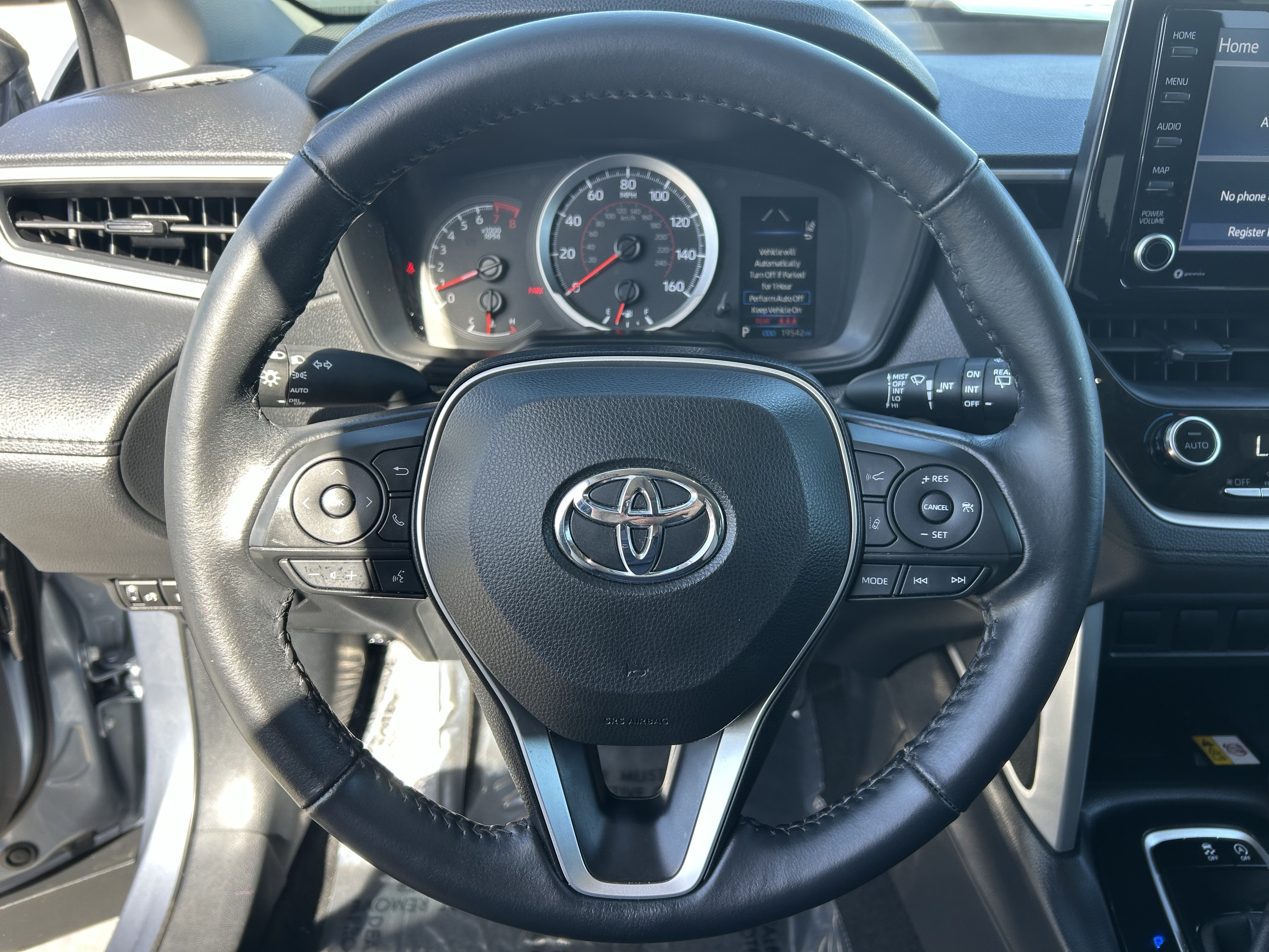 Certified 2022 Toyota Corolla Cross LE w/ Moonroof Package AWD/4WD image 25