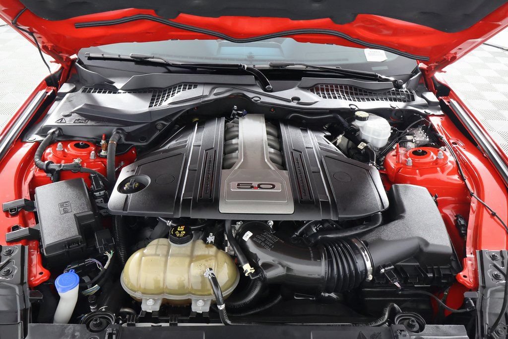 Used 2020 Ford Mustang GT Premium RWD image 14