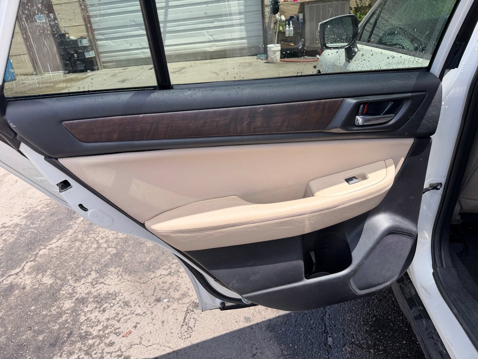 Used 2017 Subaru Outback 2.5i Limited AWD/4WD image 28