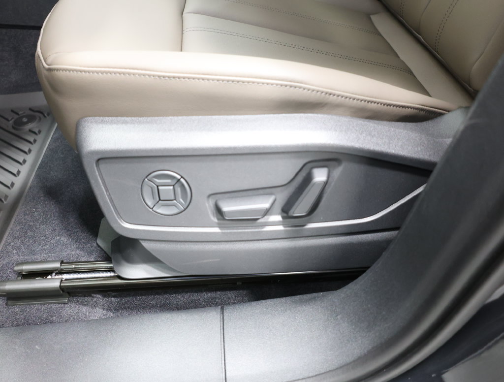 New 2026 Audi Q5 Premium Plus AWD/4WD image 14