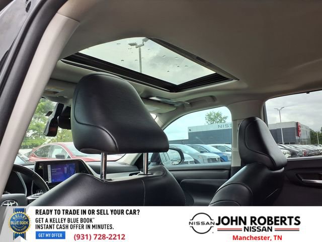 Used 2023 Toyota Highlander XLE image 11