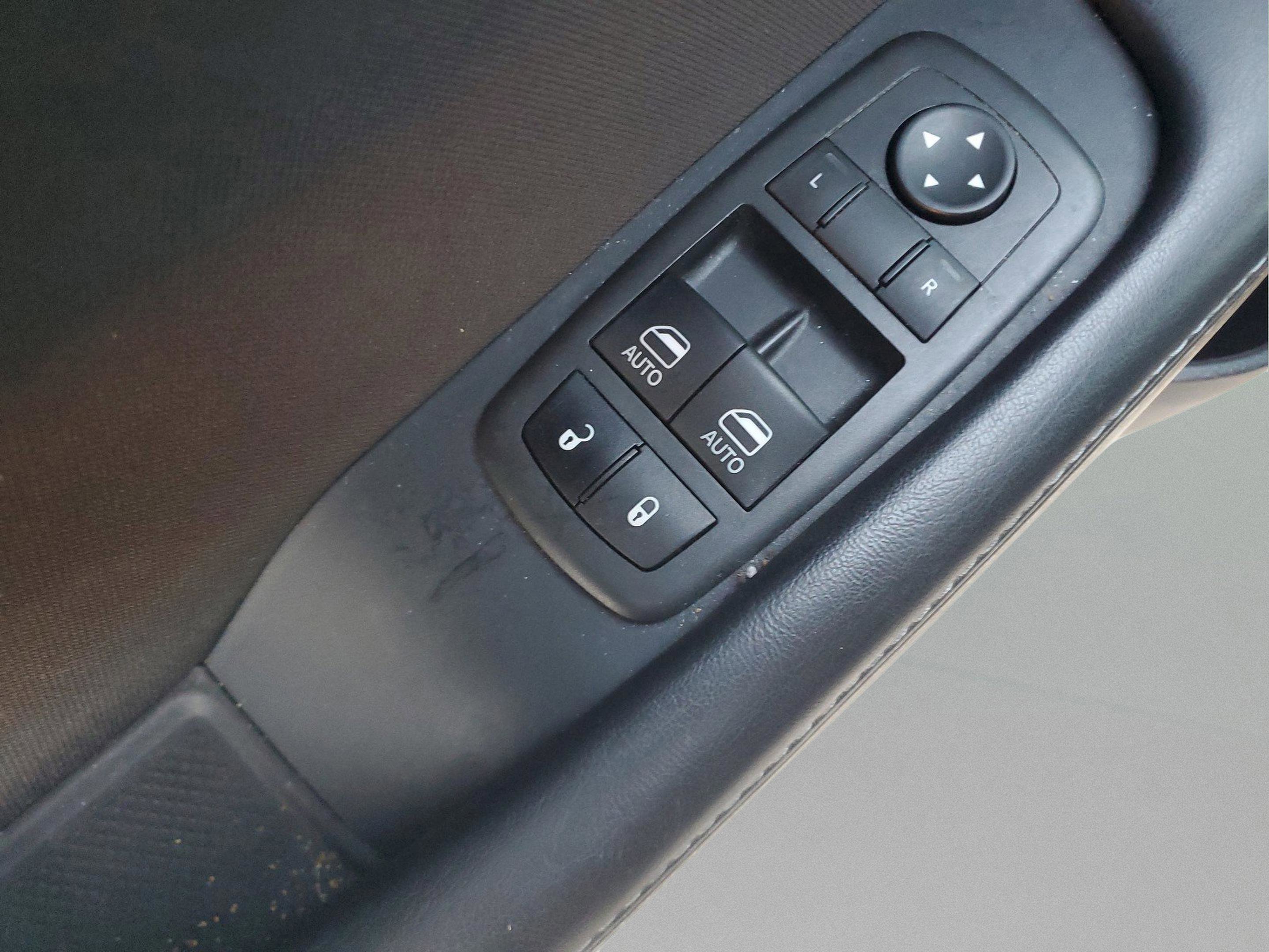 Certified 2022 Dodge Challenger GT image 16