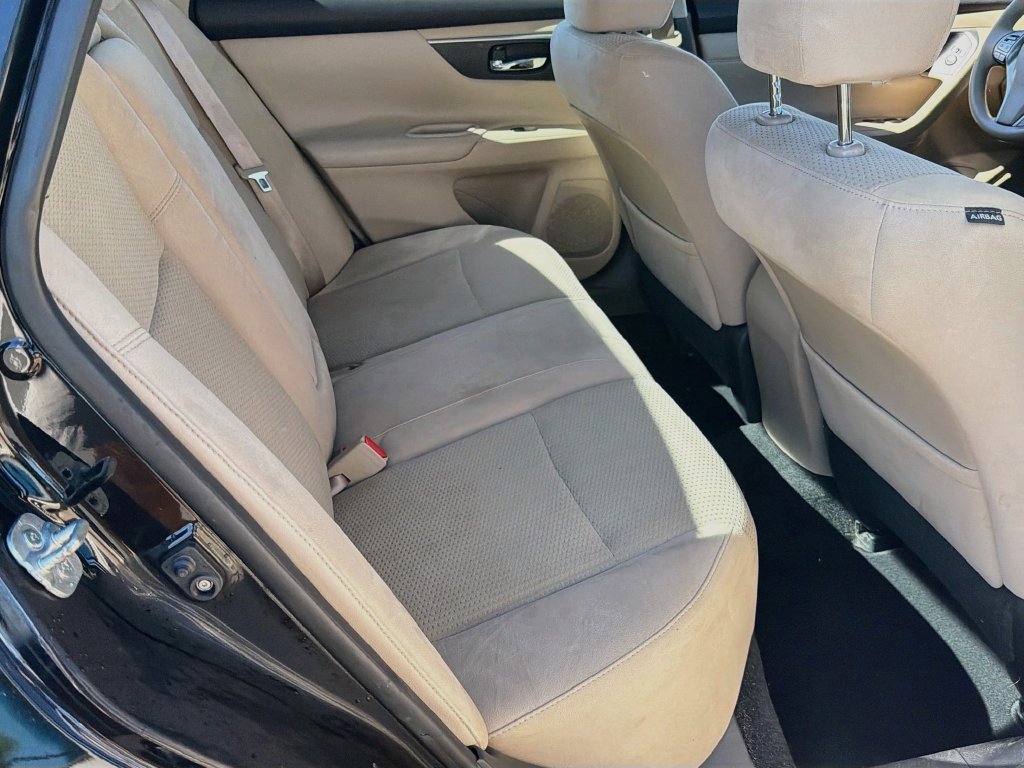 Used 2015 Nissan Altima 2.5 S w/ Special Edition Package FWD image 30