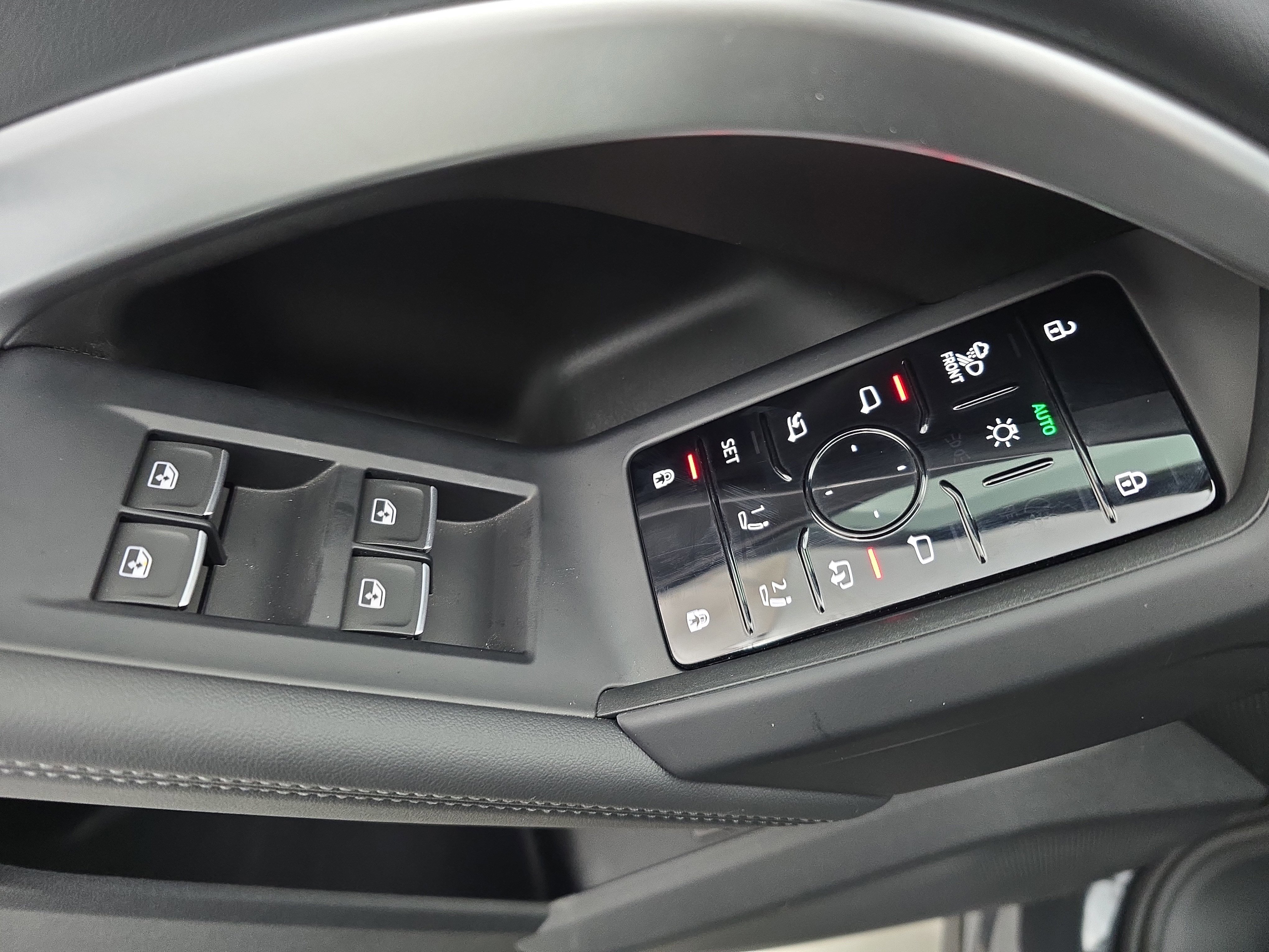 New 2025 Audi Q5 Premium Plus image 27