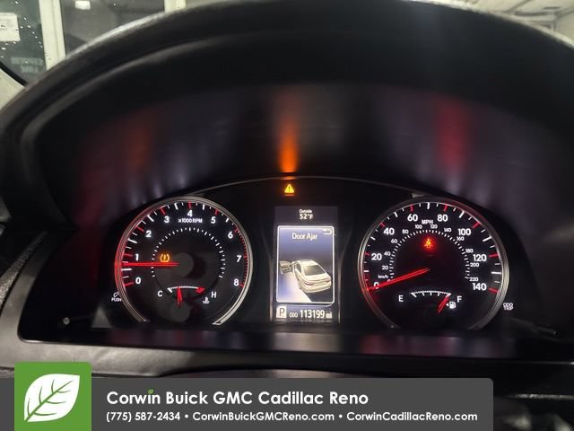 Used 2015 Toyota Camry SE w/ Moonroof Package FWD image 19