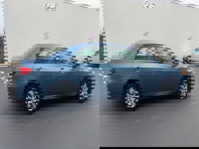 Used 2013 Toyota Corolla LE image 13