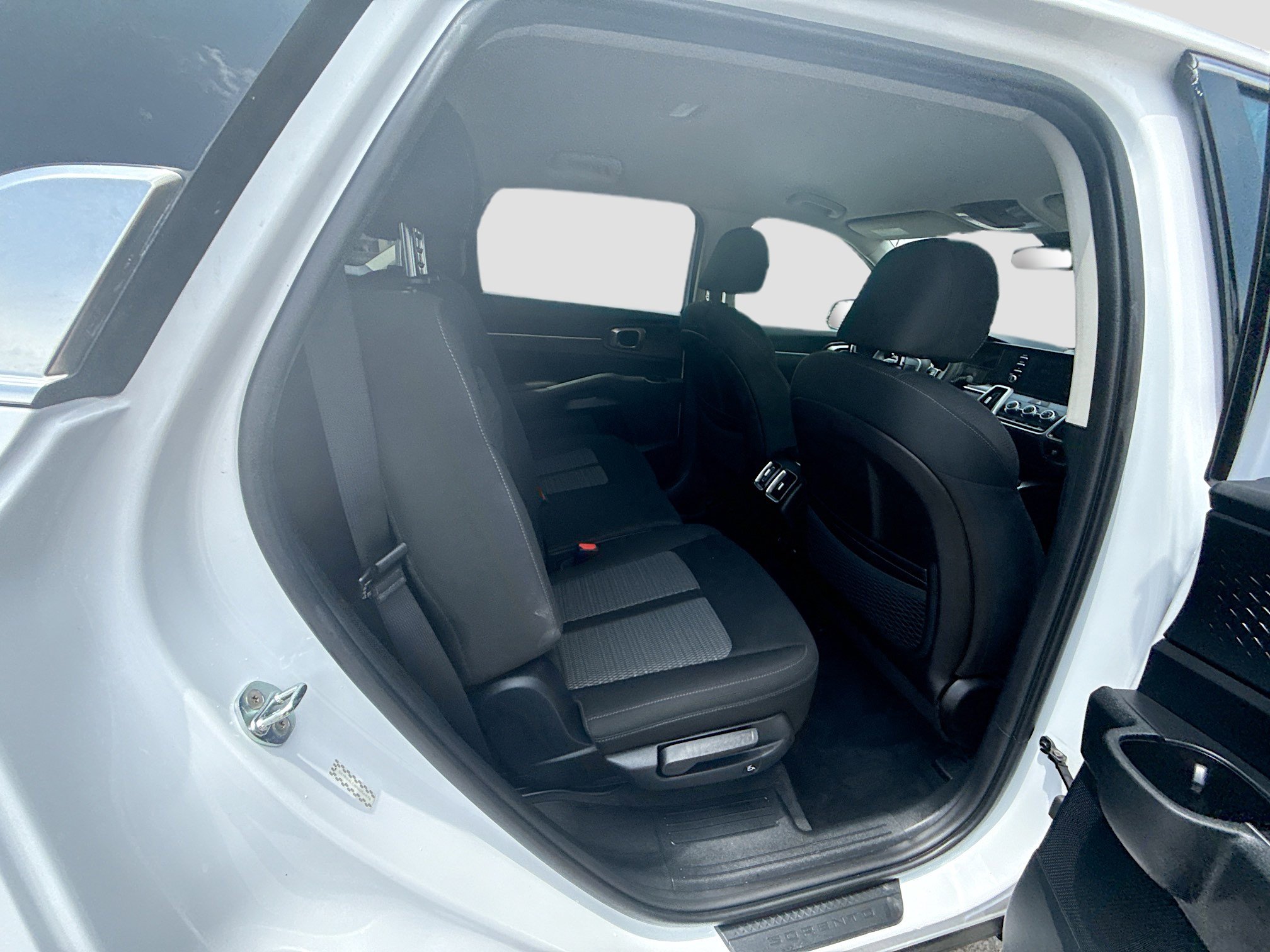 Used 2021 Kia Sorento LX FWD image 28