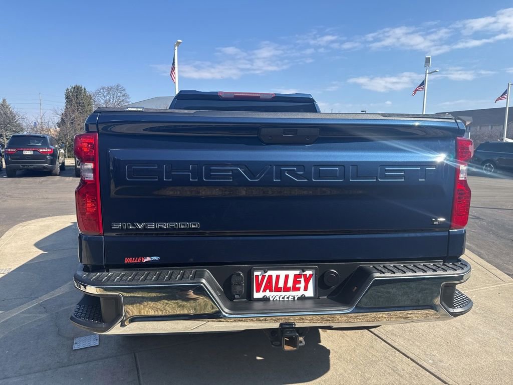 Used 2022 Chevrolet Silverado 1500 LT image 9