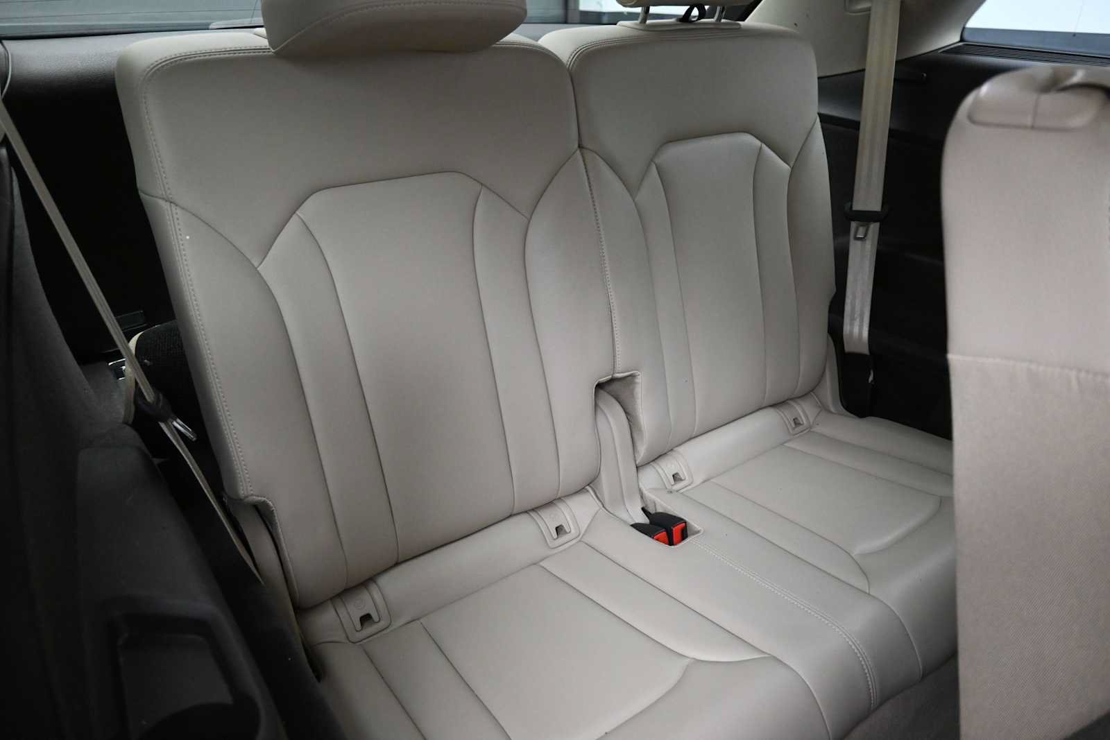 Used 2019 Audi Q7 3.0T Premium w/ Convenience Package AWD/4WD image 25