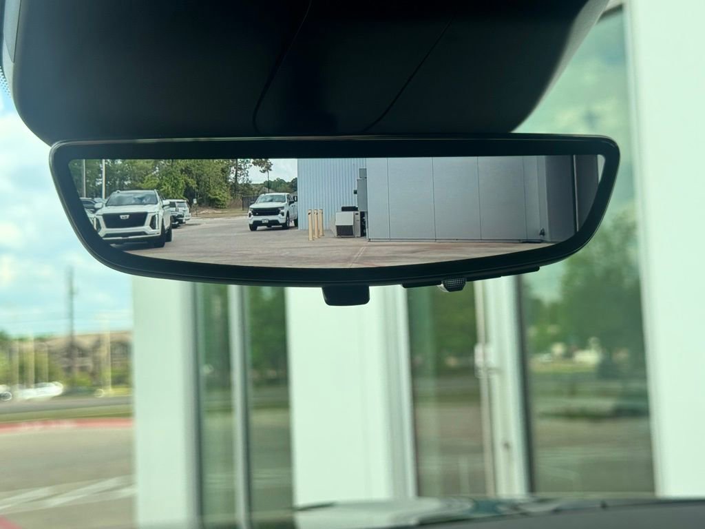 Used 2022 Cadillac Escalade Sport w/ Touring Package RWD image 32