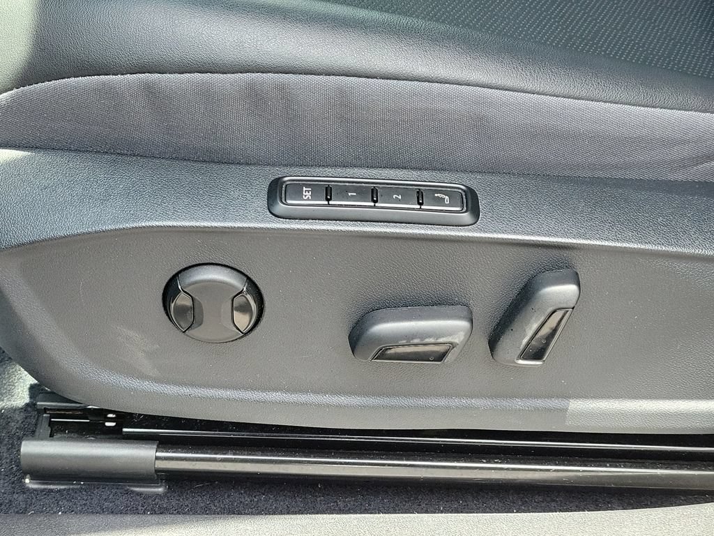 Certified 2023 Volkswagen ID.4 Pro S RWD image 21