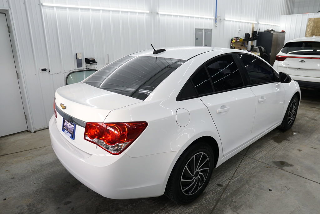 Used 2016 Chevrolet Cruze L FWD image 14