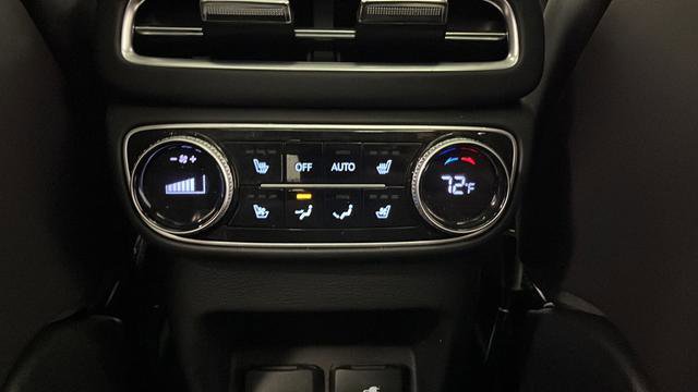 Used 2024 Genesis GV80 3.5T Prestige Signature image 38