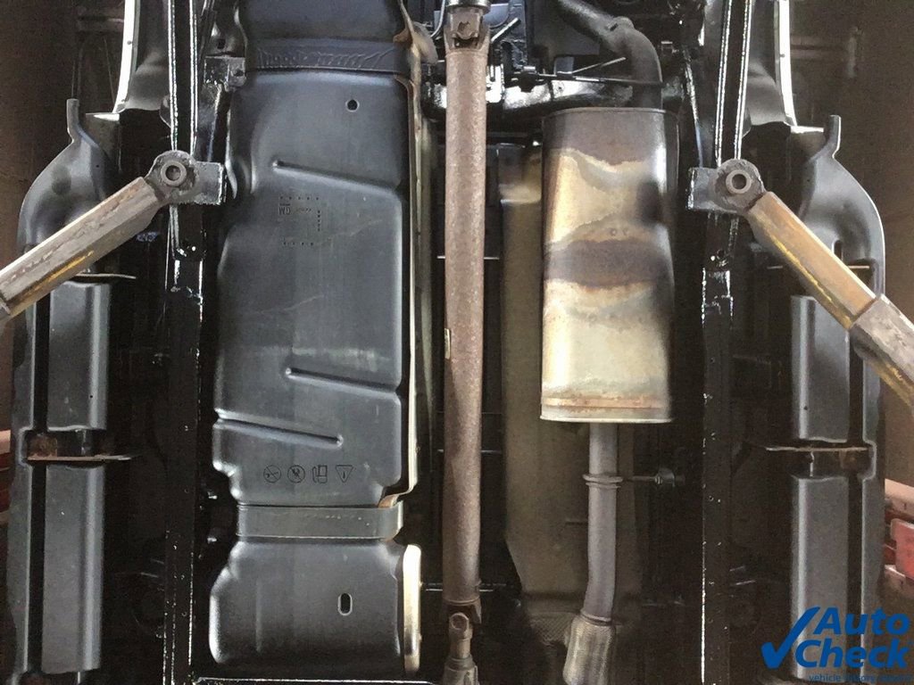 Used 2011 Chevrolet Avalanche LTZ image 17