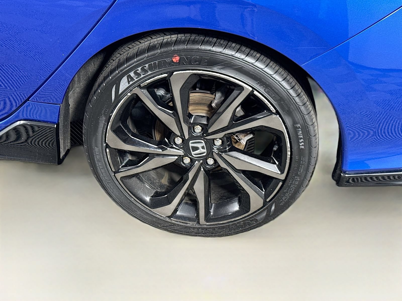 Used 2017 Honda Civic Sport image 9