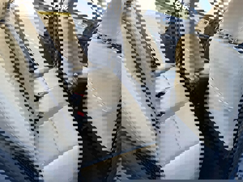 Used 2012 Lexus CT 200h image 17