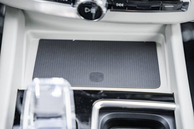 New 2026 Volvo XC60 B5 Ultra w/ Protection Package Premier image 23