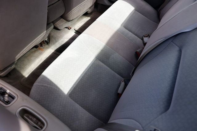 Used 2003 Dodge Intrepid SE image 13