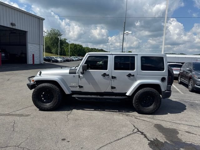 Used 2012 Jeep Wrangler Unlimited Sahara AWD/4WD image 5