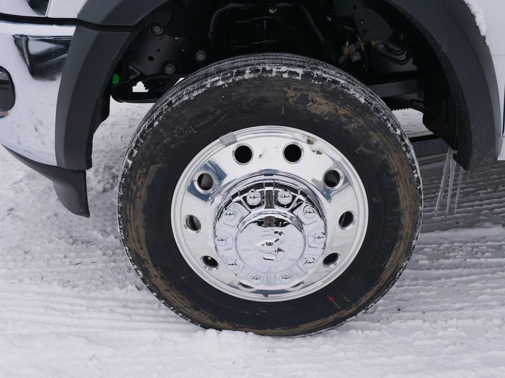 New 2026 RAM 5500 Tradesman AWD/4WD image 4
