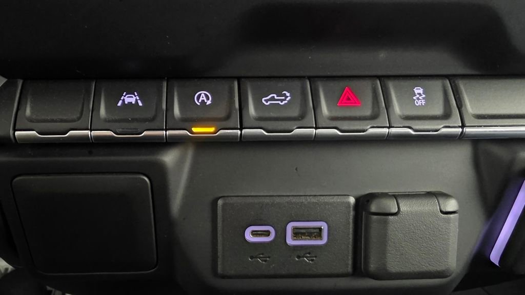 Used 2023 Chevrolet Silverado 1500 Custom w/ Rally Edition image 25