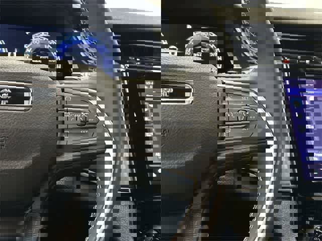 Used 2023 Jeep Grand Cherokee L Laredo image 16