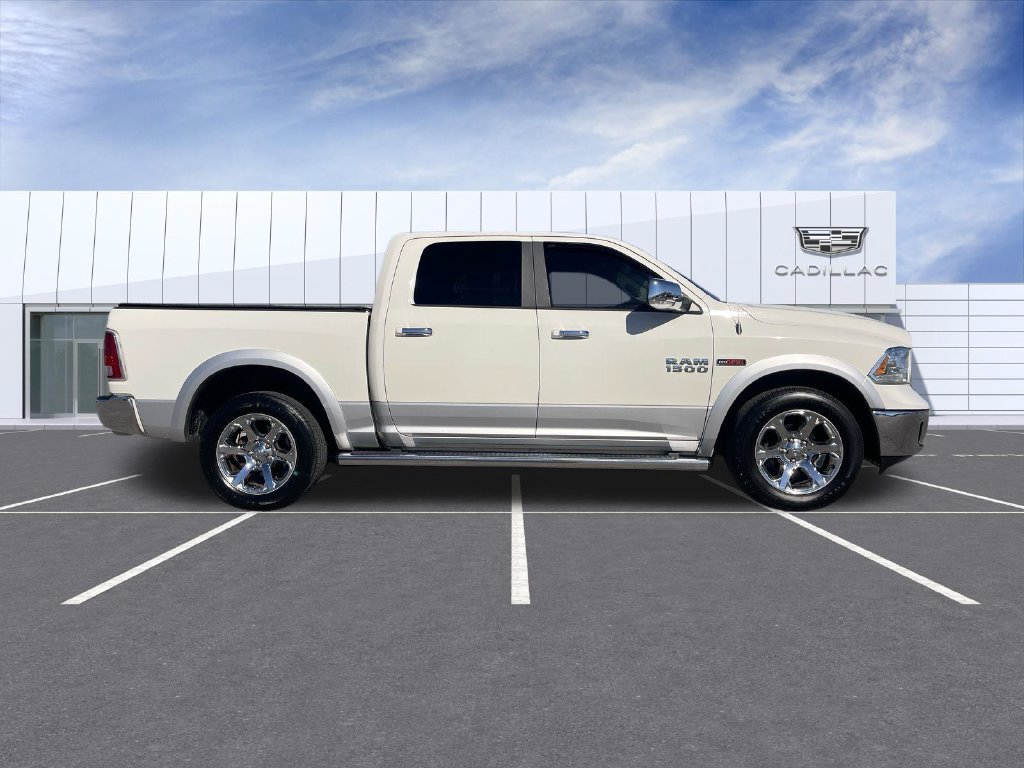 Used 2018 RAM 1500 Laramie w/ Convenience Group AWD/4WD image 9