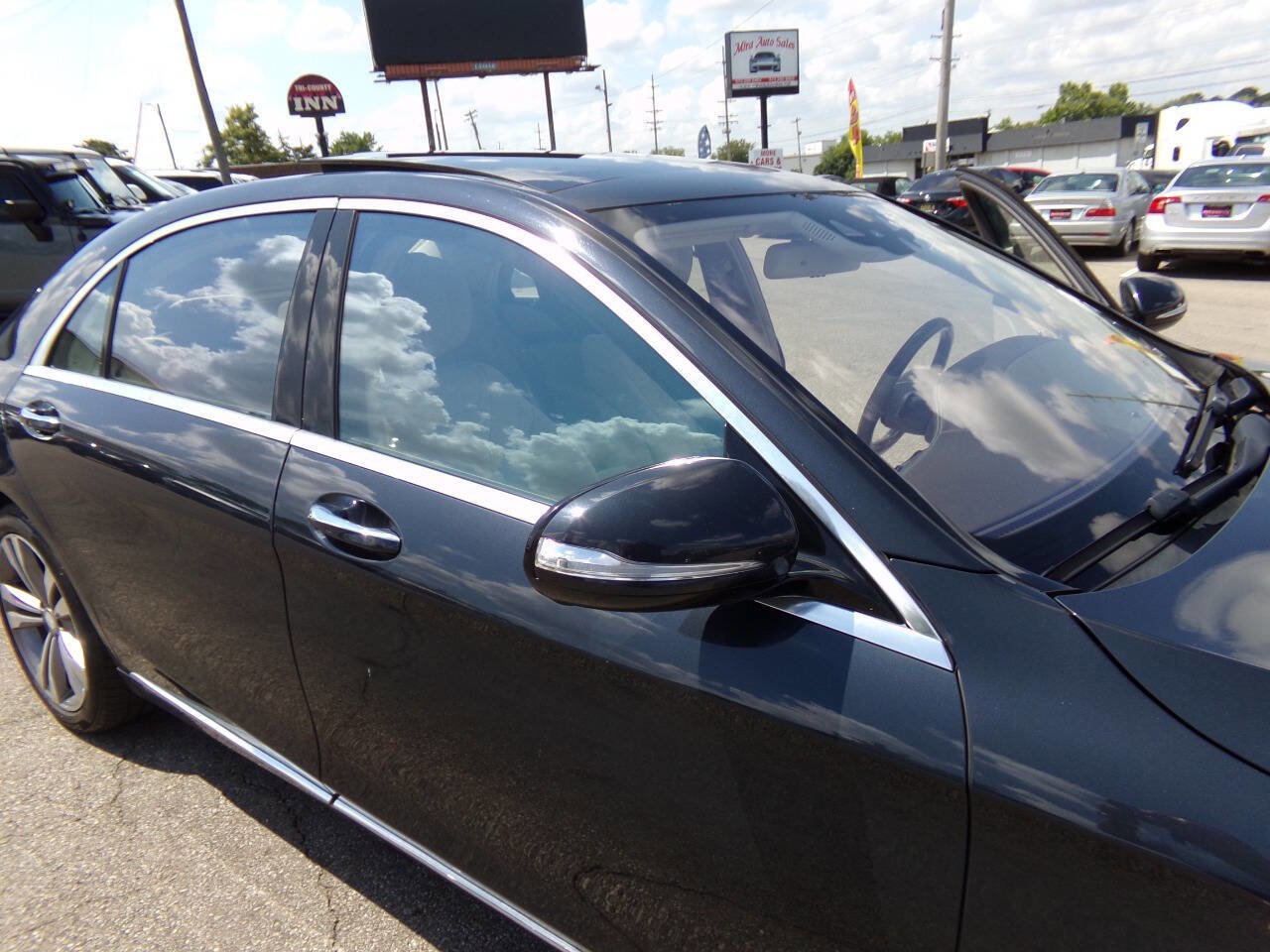 Used 2015 Mercedes-Benz S 550 4MATIC Sedan image 37