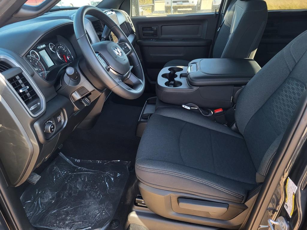 New 2026 RAM 3500 Tradesman AWD/4WD image 9